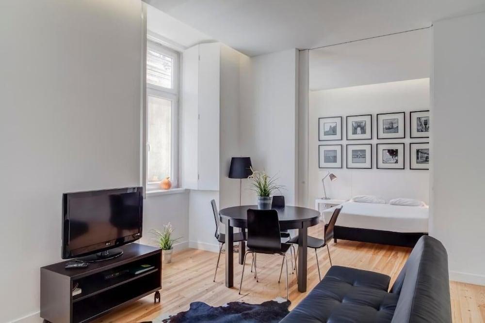 Hello Lisbon Terreiro Do Paco Apartments מראה חיצוני תמונה